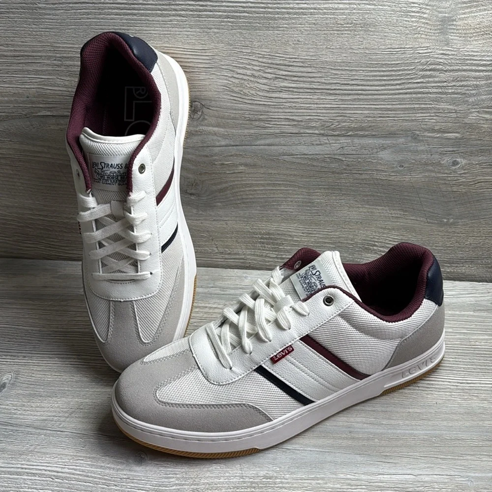 NWOT Levi's Men's Zane White and Gray Sneakers size 13